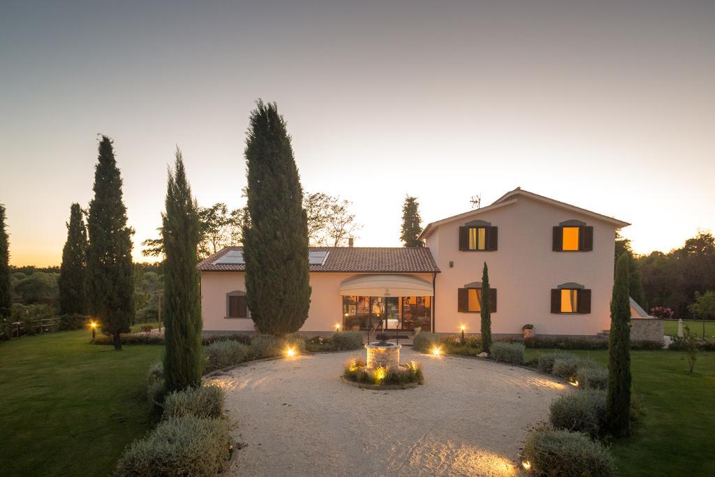 Agriturismo Ferrari Farm stay *
